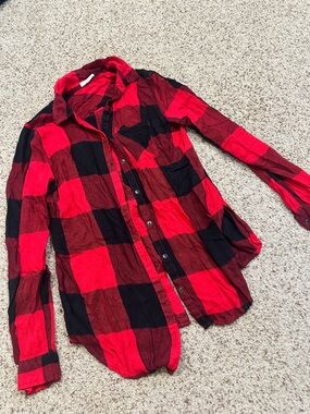 Maurice’s Buffalo Plaid with button front and back